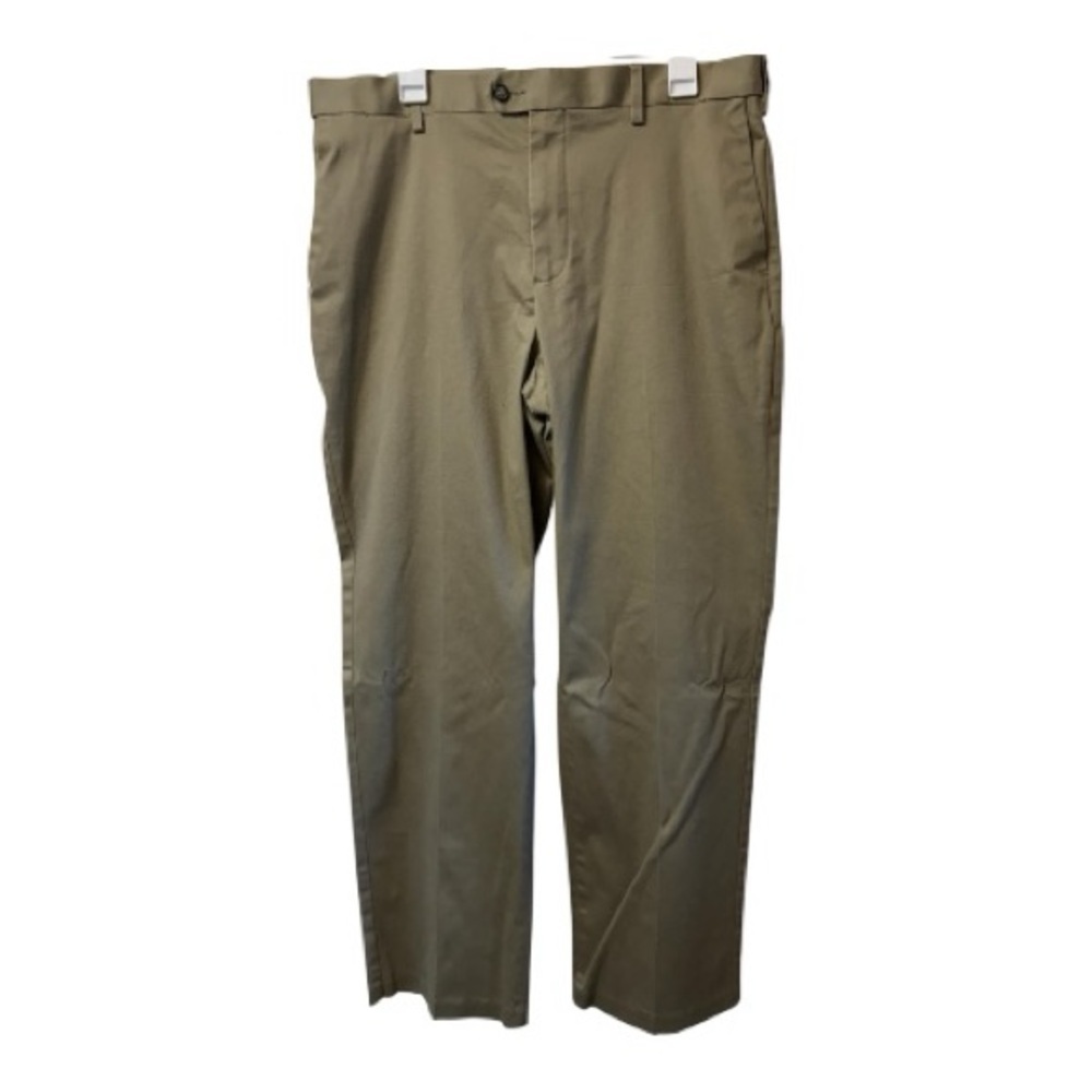 Croft & Barrow Men's Khaki Chinos